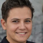 Avatar of Sarah Holmes